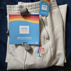 ALDI Gear Wide Leg Bottoms in Cream - Women's Wide Leg Pants